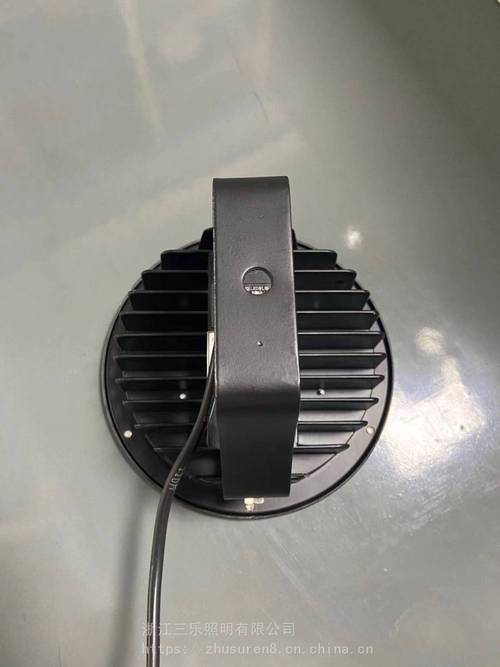 礦用LED架線照明機車燈廠家選擇指南 HDDQ照明設備為何成為行業首選